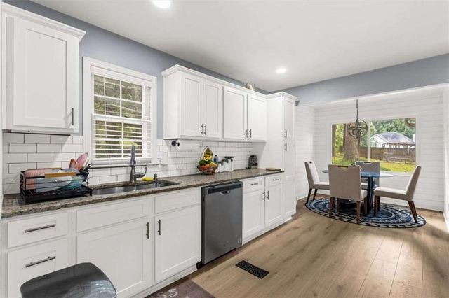 2182 Brookfield Drive, Lawrenceville, GA 30043