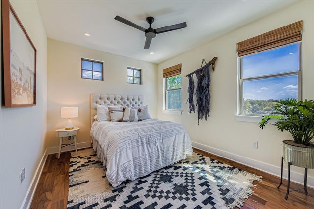 1604 Greenwood Ave A, Austin, TX 78721