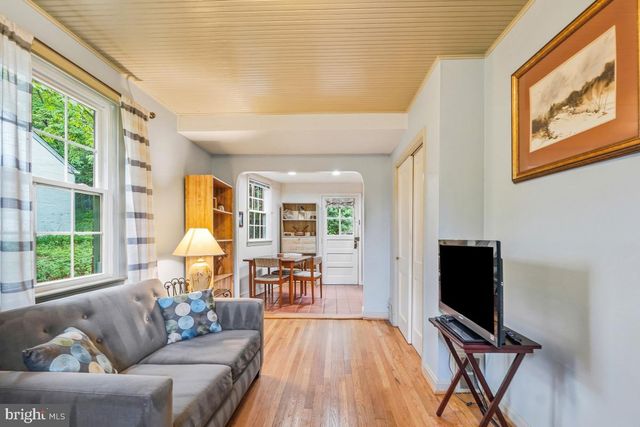 8318 HADDON DR, Takoma Park, MD 20912