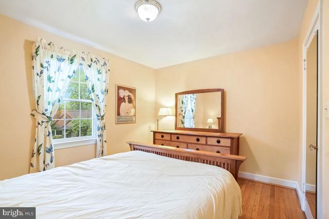 8318 HADDON DR, Takoma Park, MD 20912