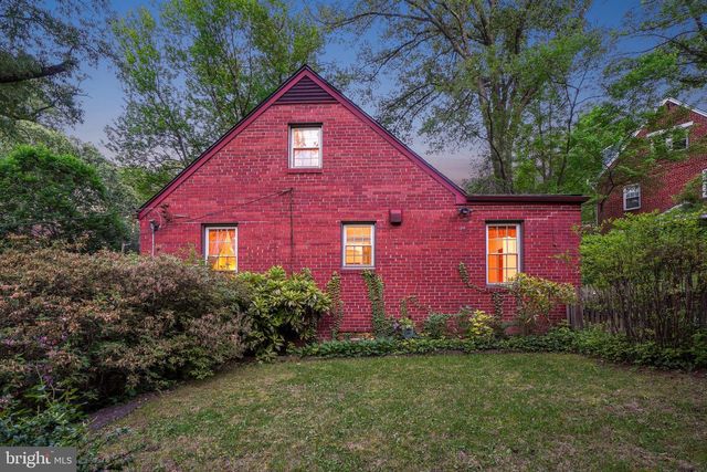 8318 HADDON DR, Takoma Park, MD 20912
