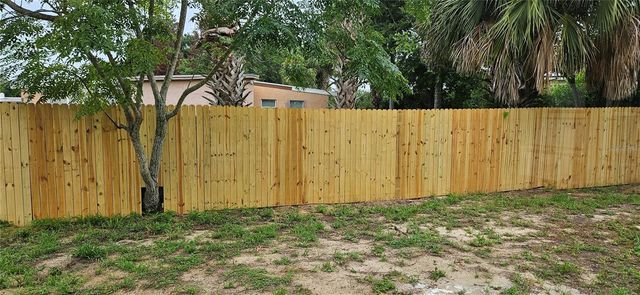 1304 HILLCREST DRIVE, Daytona Beach, FL 32114