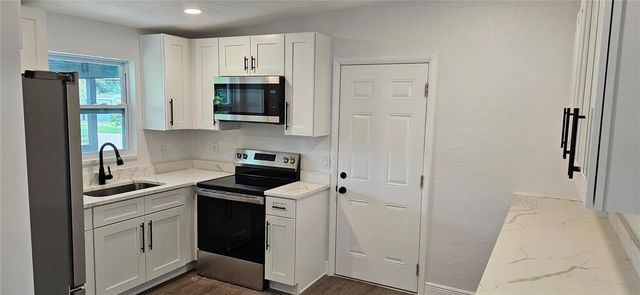 1304 HILLCREST DRIVE, Daytona Beach, FL 32114