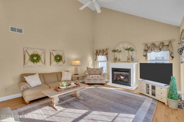 18 Gristmill Road, Howell, NJ 07731