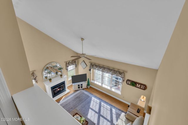 18 Gristmill Road, Howell, NJ 07731