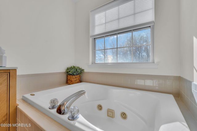 18 Gristmill Road, Howell, NJ 07731