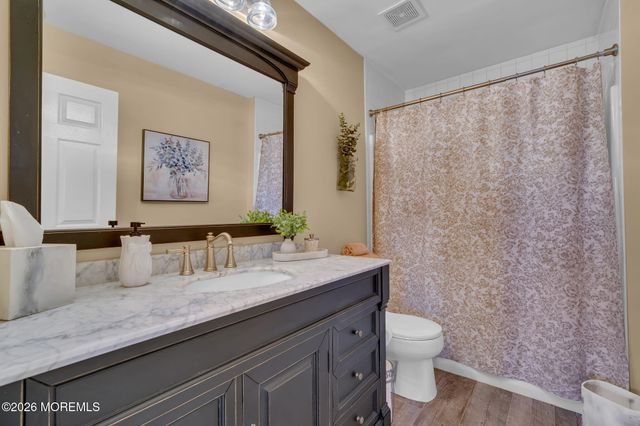 18 Gristmill Road, Howell, NJ 07731