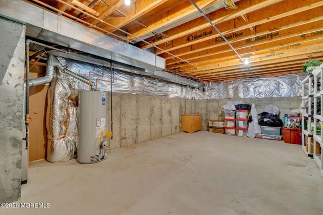 18 Gristmill Road, Howell, NJ 07731