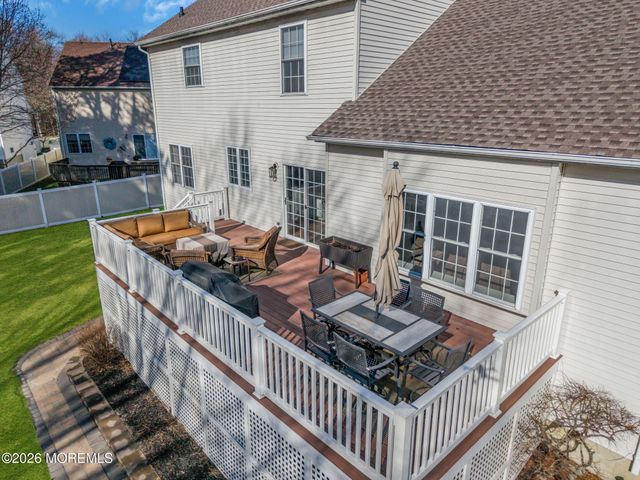 18 Gristmill Road, Howell, NJ 07731