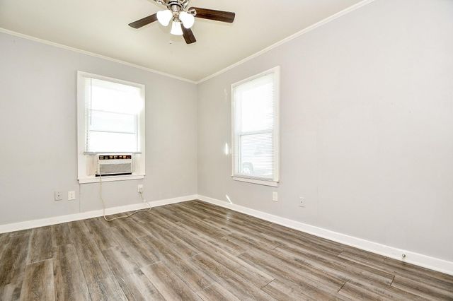 5000 Noble Street 6, Houston, TX 77020