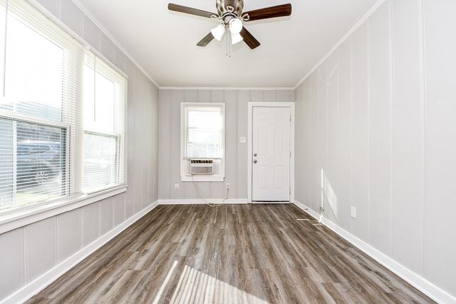 5000 Noble Street 6, Houston, TX 77020