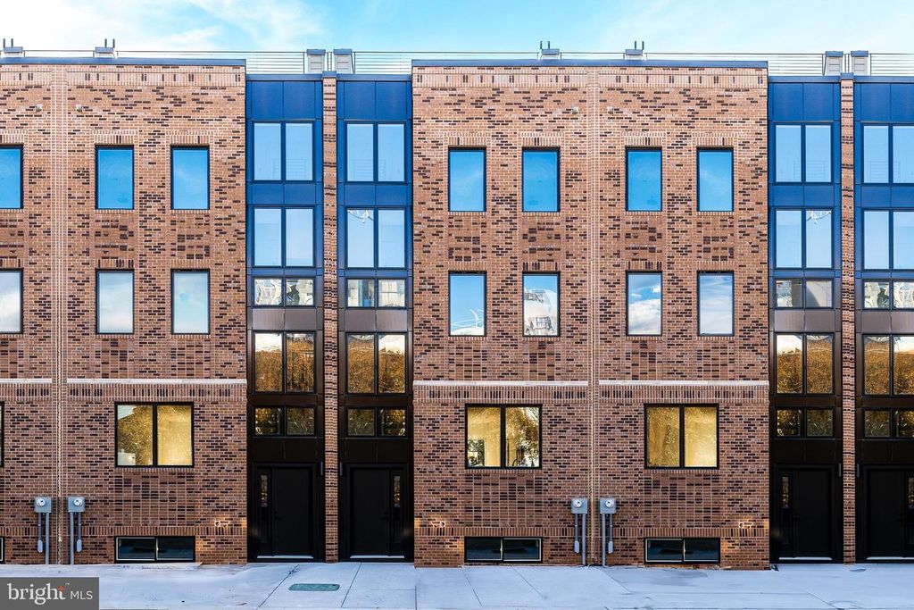 132 W ALLEN ST, Philadelphia, PA 19123