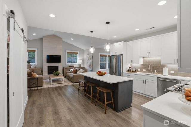 9431 Ancich Court, Gig Harbor, WA 98332