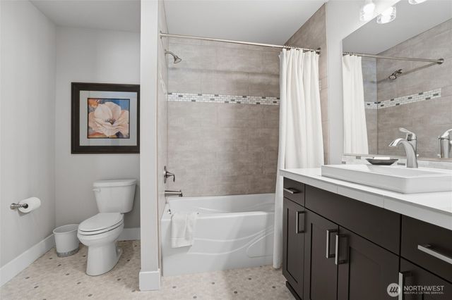 9431 Ancich Court, Gig Harbor, WA 98332