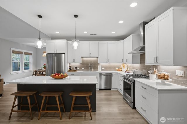 9431 Ancich Court, Gig Harbor, WA 98332