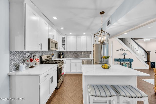 99 Idlebrook Lane, Aberdeen, NJ 07747