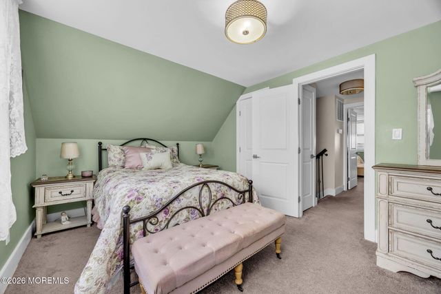 99 Idlebrook Lane, Aberdeen, NJ 07747