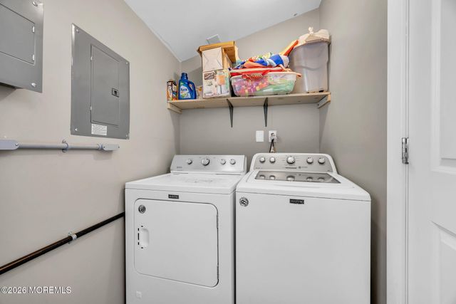 99 Idlebrook Lane, Aberdeen, NJ 07747