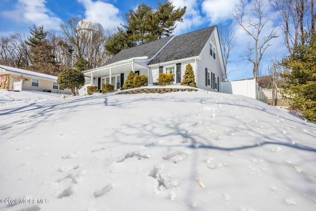 99 Idlebrook Lane, Aberdeen, NJ 07747