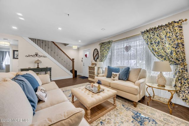 99 Idlebrook Lane, Aberdeen, NJ 07747