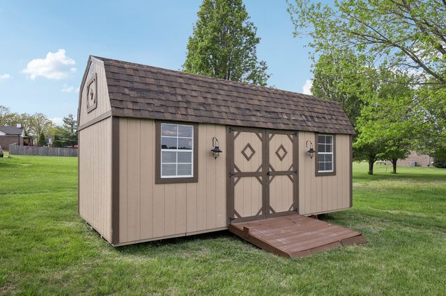 1698 Porter Rd, Burns, TN 37029