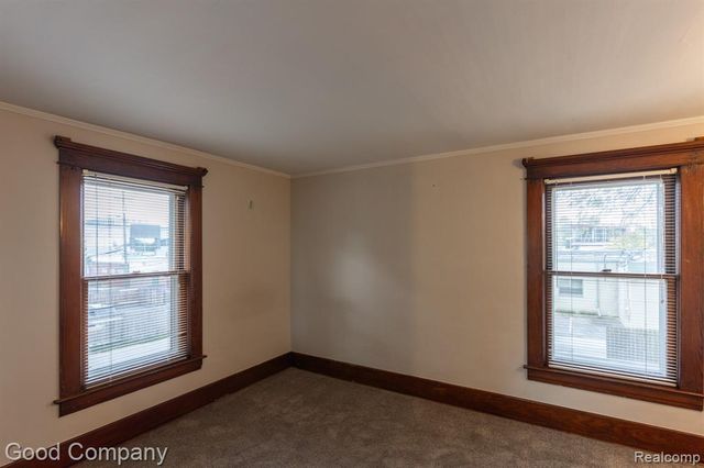 909 S Center Street, Royal Oak, MI 48067