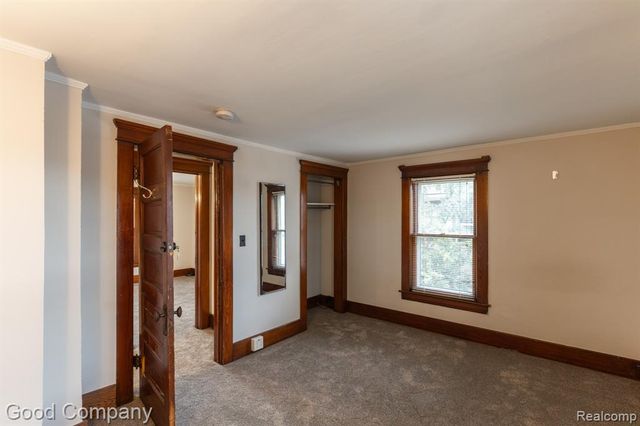 909 S Center Street, Royal Oak, MI 48067