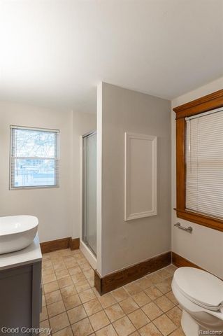 909 S Center Street, Royal Oak, MI 48067