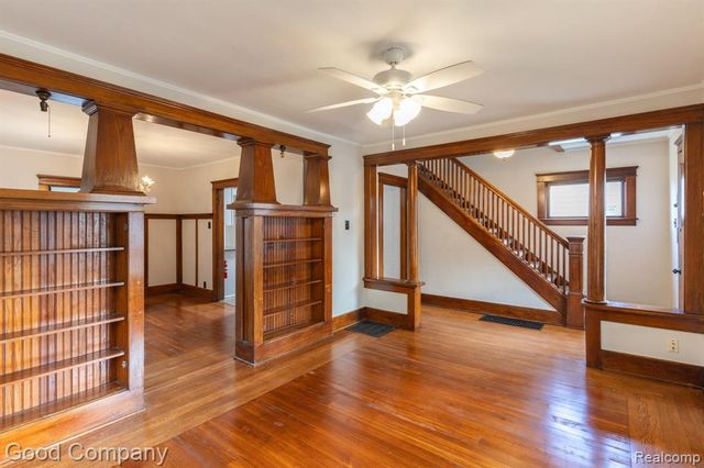 909 S Center Street, Royal Oak, MI 48067