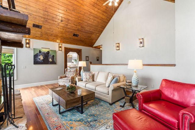 5125 Mineral Springs Road, Young Harris, GA 30582