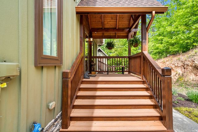 5125 Mineral Springs Road, Young Harris, GA 30582