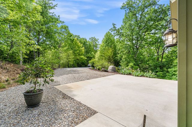 5125 Mineral Springs Road, Young Harris, GA 30582