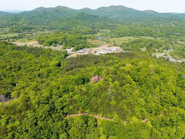 5125 Mineral Springs Road, Young Harris, GA 30582