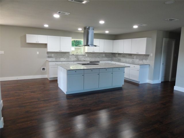 3504 Westfield Avenue, Fort Worth, TX 76133