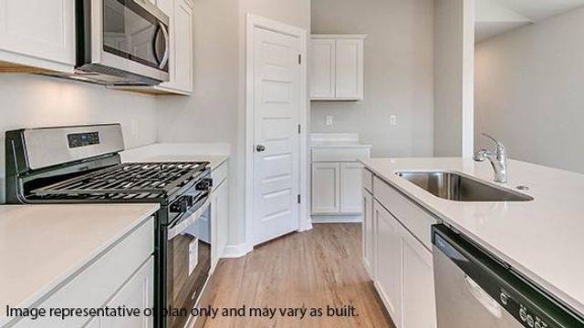 10417 Red Thistle Drive, Oklahoma City, OK 73114