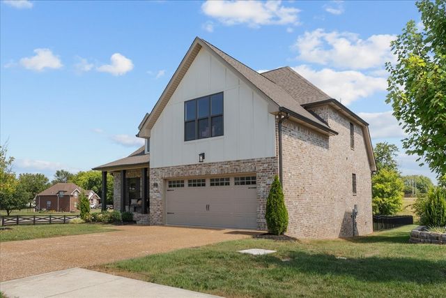 101 Pima Trl, Lebanon, TN 37087