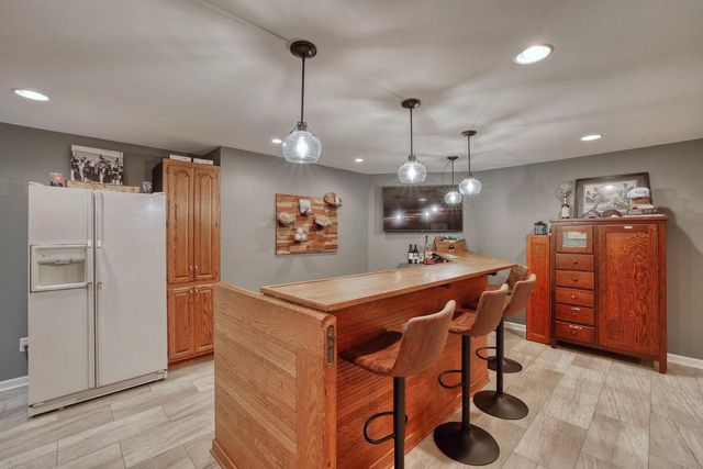 494 Quinlan COURT, Pewaukee, WI 53072