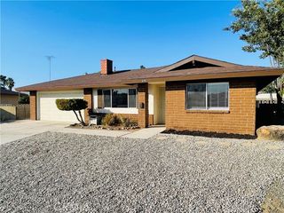 678 Monterey Place, Hemet, CA 92543