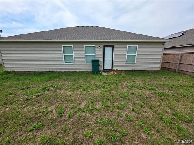 12376 Choctaw, Moundville, AL 35474