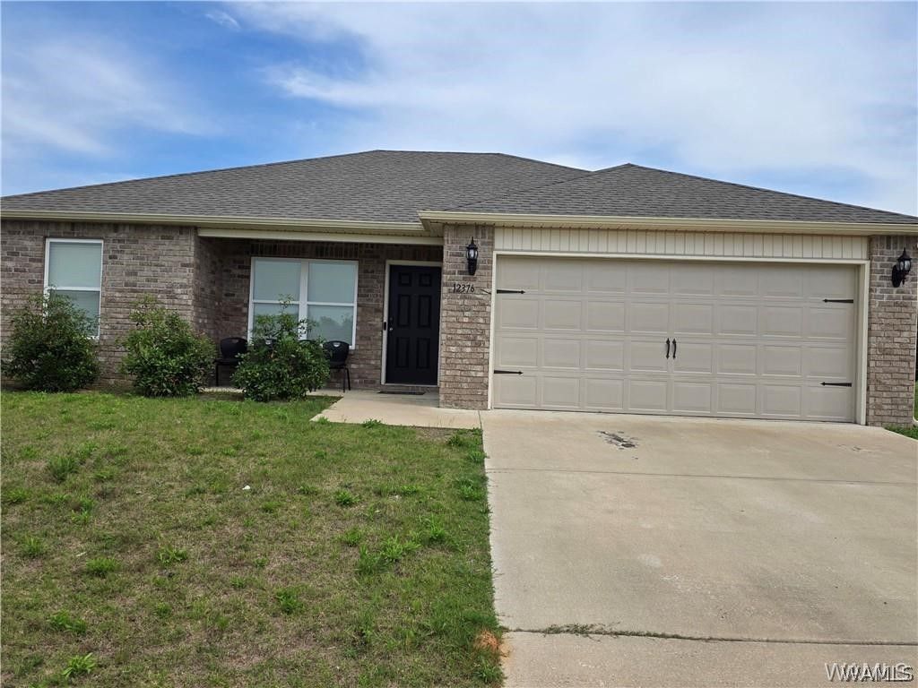 12376 Choctaw, Moundville, AL 35474