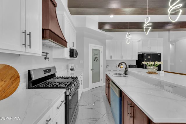 13205 Eudora, San Elizario, TX 79849