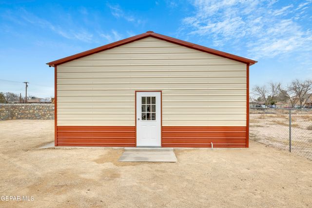 13205 Eudora, San Elizario, TX 79849