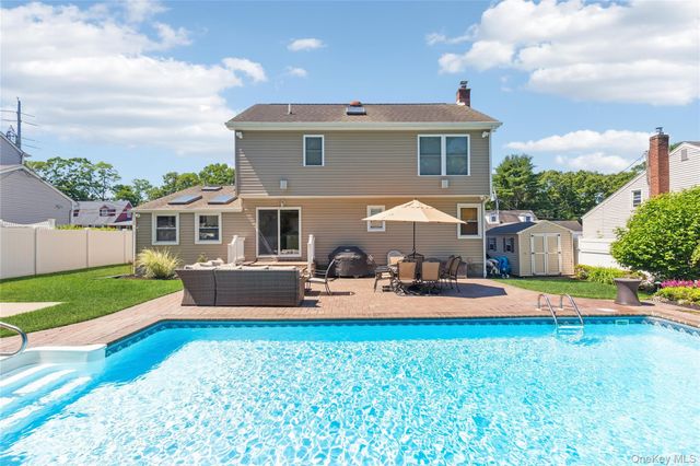 11 Barbara Road, Lake Ronkonkoma, NY 11779