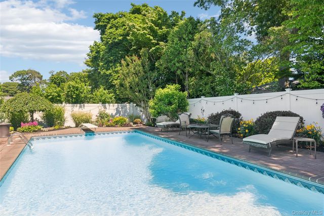 11 Barbara Road, Lake Ronkonkoma, NY 11779