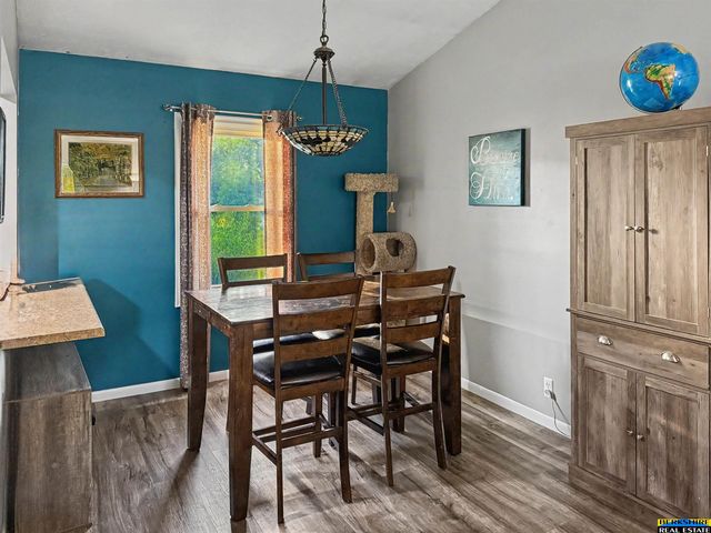 904 W Perry Street, Papillion, NE 68046