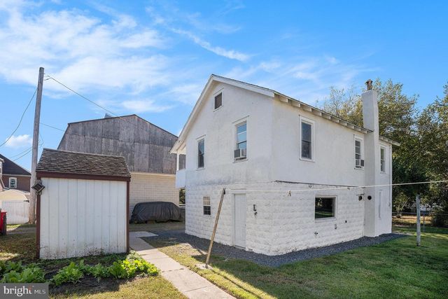 32 E RACE ST, Pottstown, PA 19464