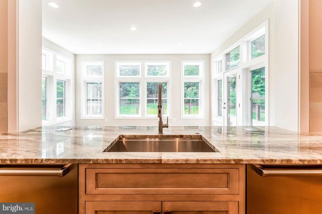 1339 BEULAH RD, Vienna, VA 22182