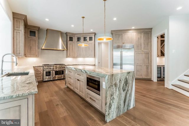 1339 BEULAH RD, Vienna, VA 22182