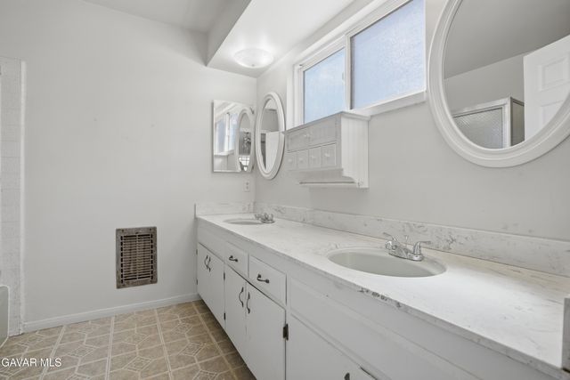 39646 W 87th Street, Leona Valley, CA 93551