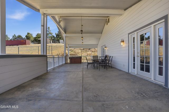 39646 W 87th Street, Leona Valley, CA 93551